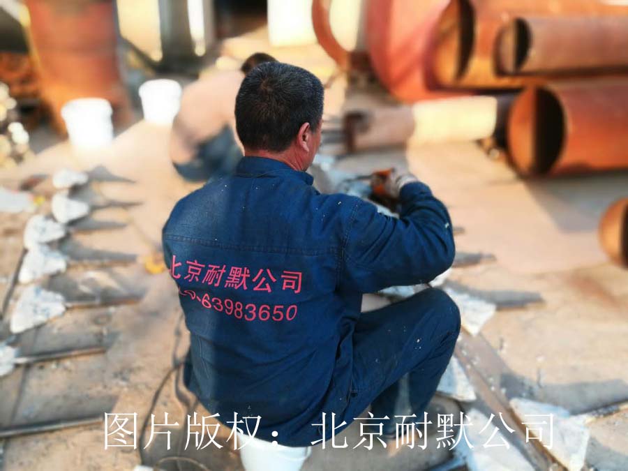 ���~Ƭ�����g̎��